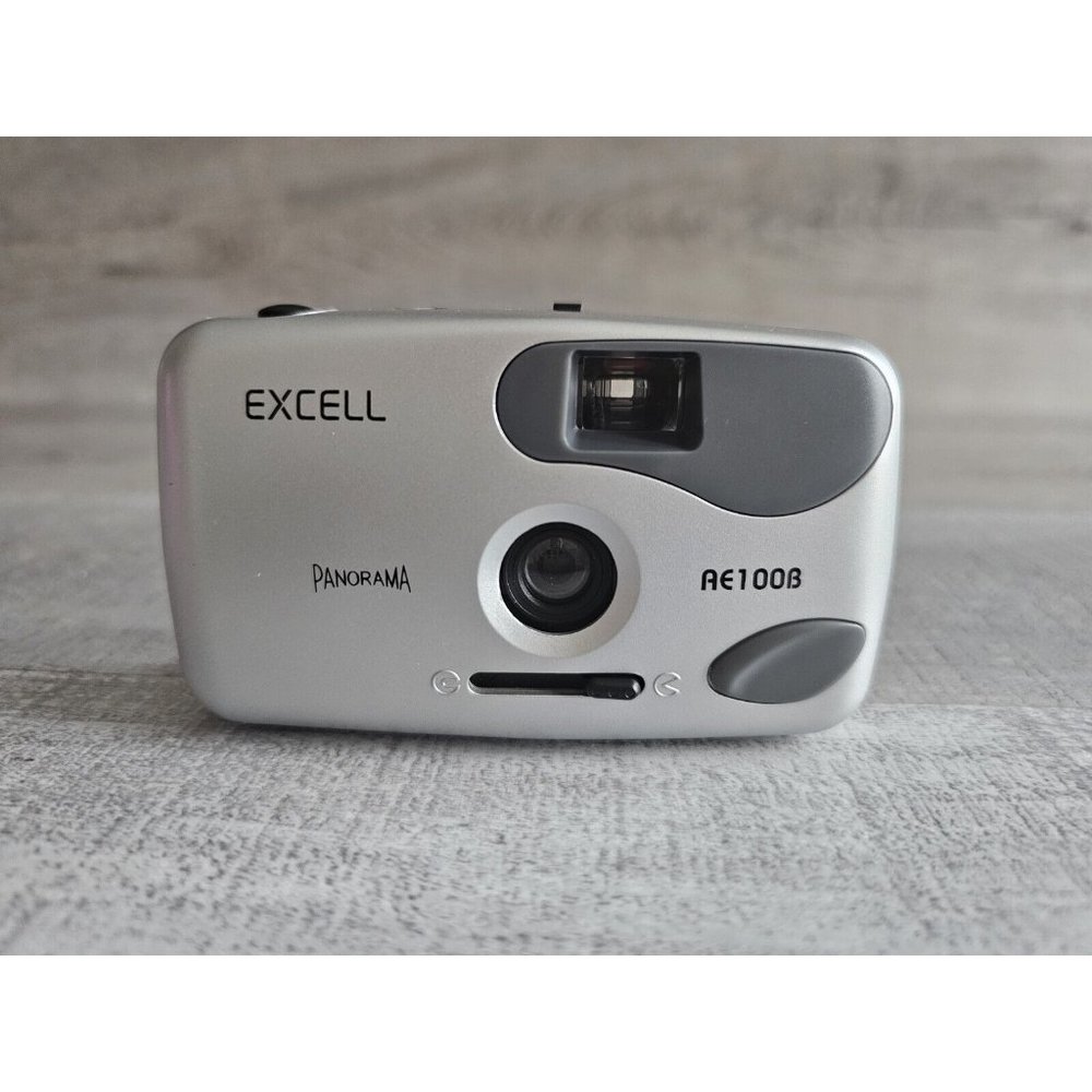 Excell AE100B Panoramic Compact 35 MM Film Camera Movie Prop NWOT